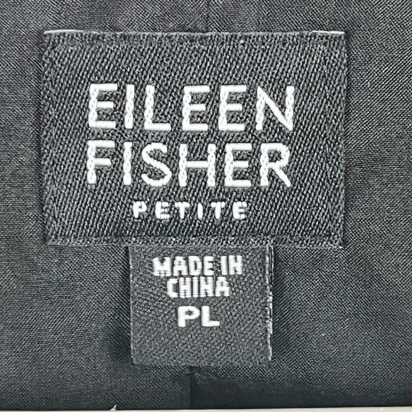 Eileen Fisher Women's 100% Silk Black Crinkle Magnetic Button Jacket Sz LP - Picture 4 of 15